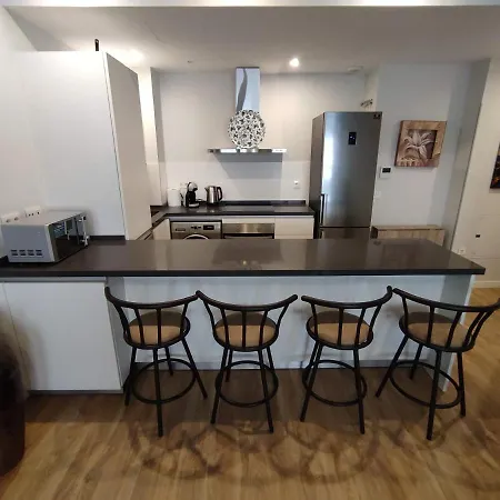 Alfareria De Triana - Kainga Homes Apartamento *